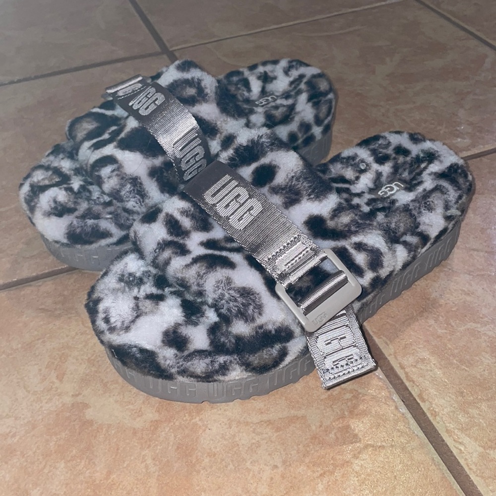 UGG fluffita panther print sandals